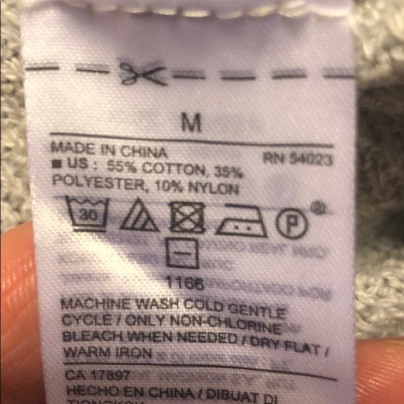 Gray Old Navy Sweater - Picture 8 of 8